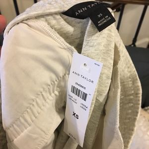 Ann Taylor Pants - NWT Ann Taylor gray sweatpants joggers Ann Taylor Pants - NWT Ann Taylor gray sweatpants joggers